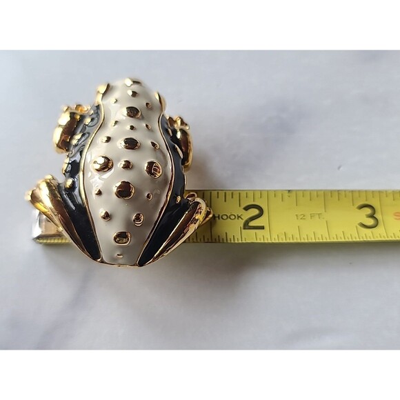 Frog Shaped Enamel Gold Tone Metal Brooch Vintage Costume Jewelry - Picture 10 of 10